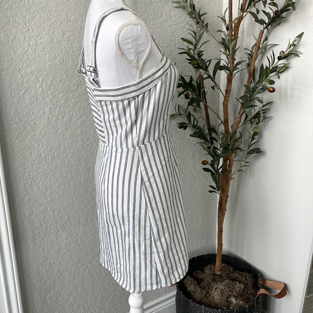 Ivy + Main Classic Striped Linen Blend Striped Button Front Dress Size Medium - Picture 9 of 12